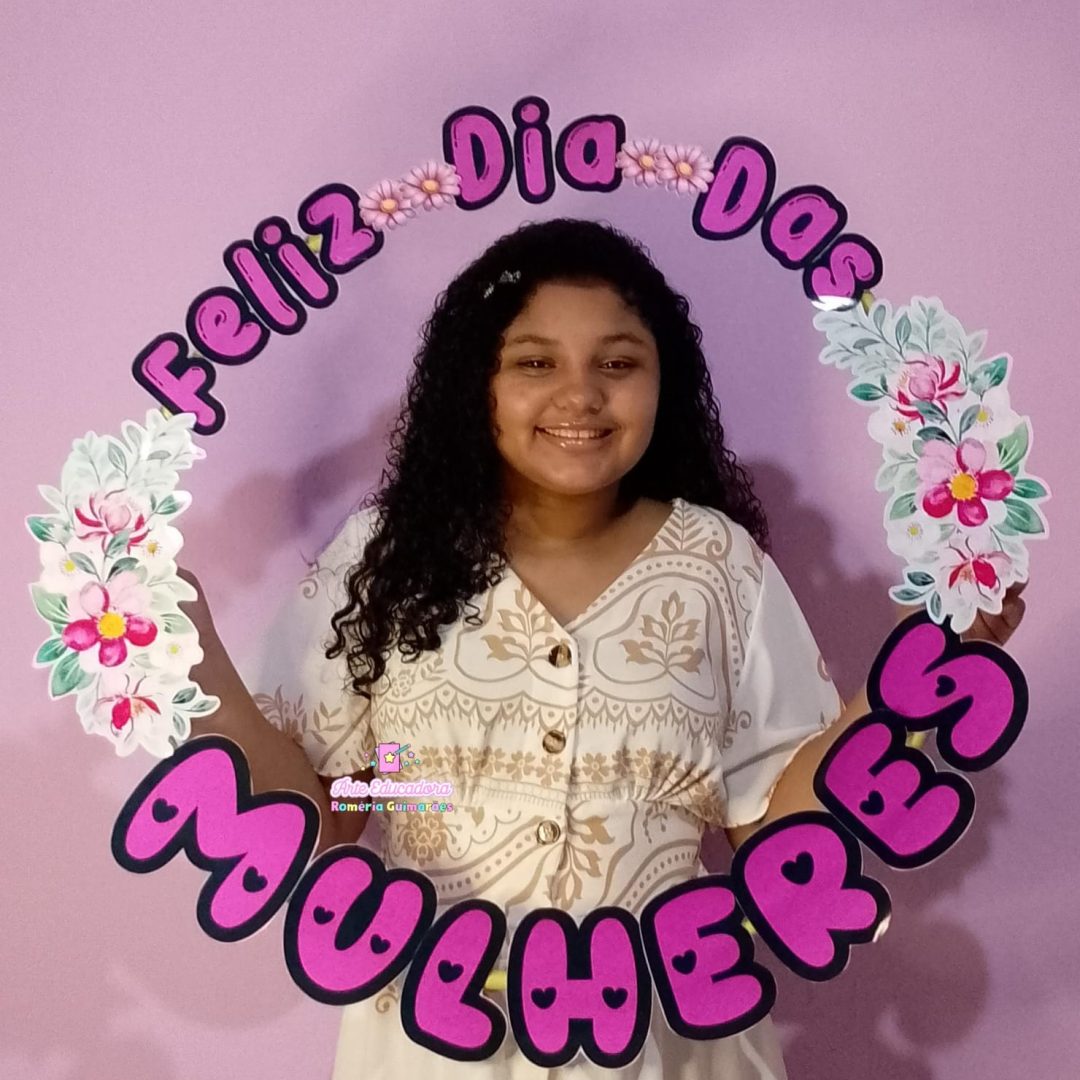 BAMBOLÊ PARA FOTOS: FELIZ DIA DAS MULHERES 👩🏻‍🦱👩‍🦰👱🏻‍♀👩🏻‍🦳👩🏾👩🏼‍🦱