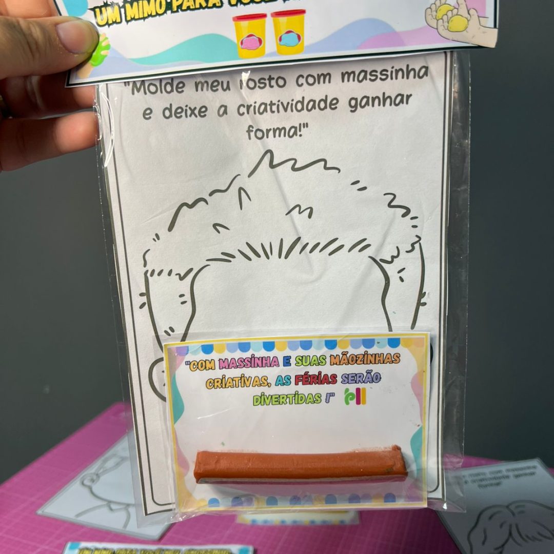 🎨✨ *Mini Kit de Férias – Massinha* ✨🎨